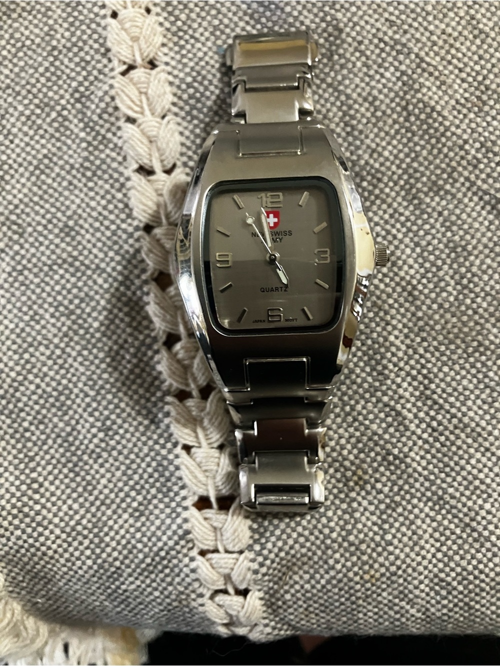 Stainless Steel Men's Quartz Watch - Silver